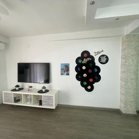 Apartamento Kira Nerja Bagian luar foto
